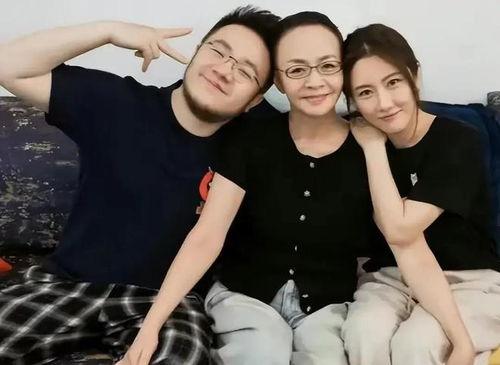 圈内爆料八卦吃瓜,明星背后的惊人真相，吃瓜群众速来围观！  第3张